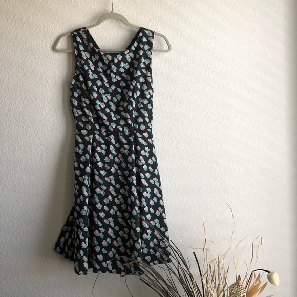 **SOLD** Modcloth navy heart pattern a line dress - Picture 2 of 8